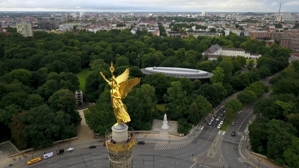 Shiny Victory Column in Berlin