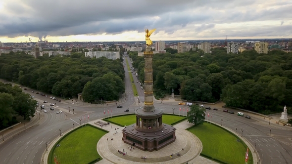 Shiny Victory Column in Berlin