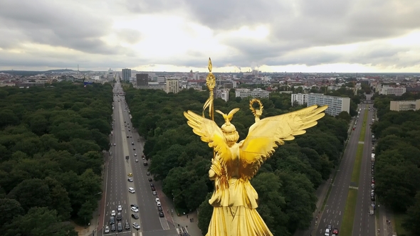 Shiny Victory Column in Berlin