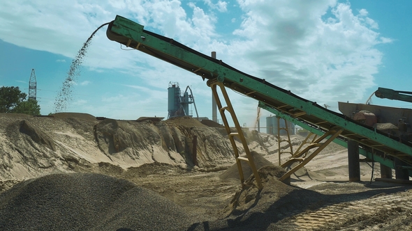 Asphalt Concrete Plant Construction of Roads Stone Crusher alt