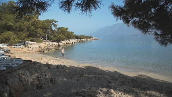 Morning Jogging at the Sea of Beautiful Girl alt