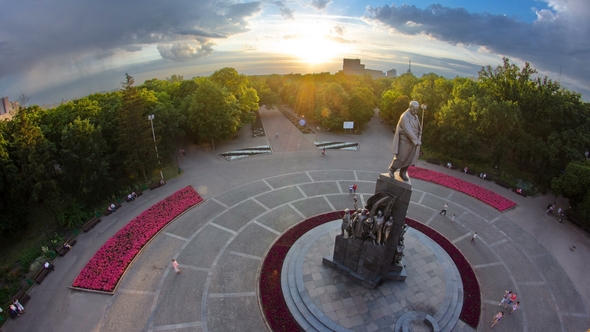 Taras Shevchenko Monument  in Shevchenko Park alt