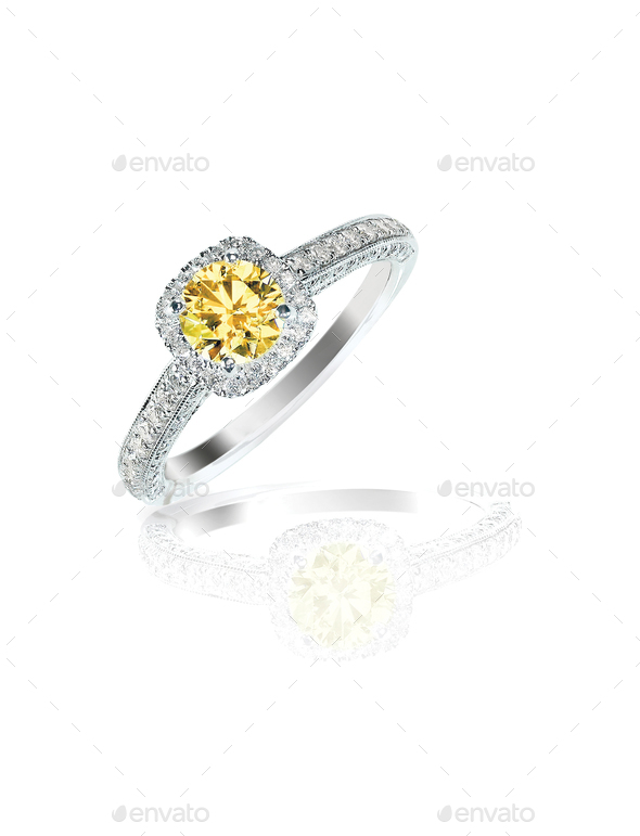 yellow topaz diamond