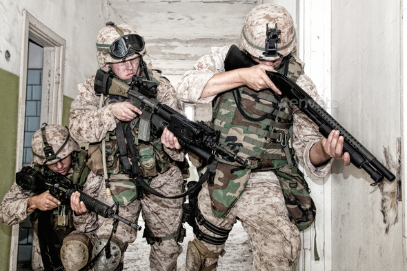 Marines clearing rooms with fight in city quarter Stock Photo by Getmilitaryphotos