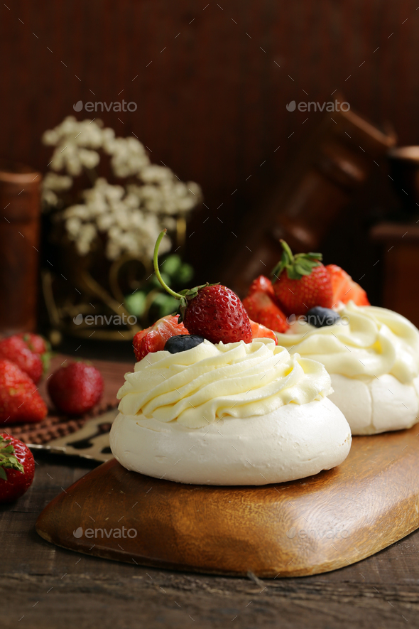 Meringue Pavlova Cake Stock Photo by Dream79 | PhotoDune