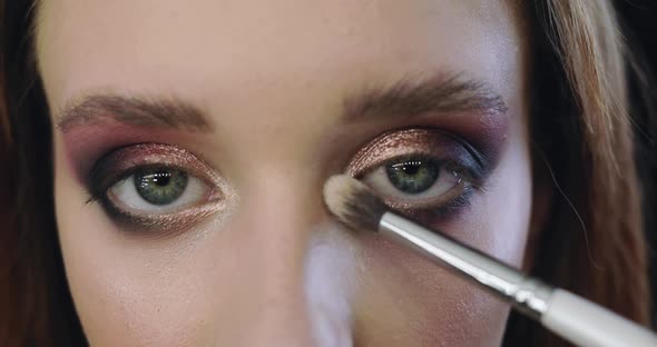 Closeup of Girl s Eyes with Perfect Nude Makeup alt