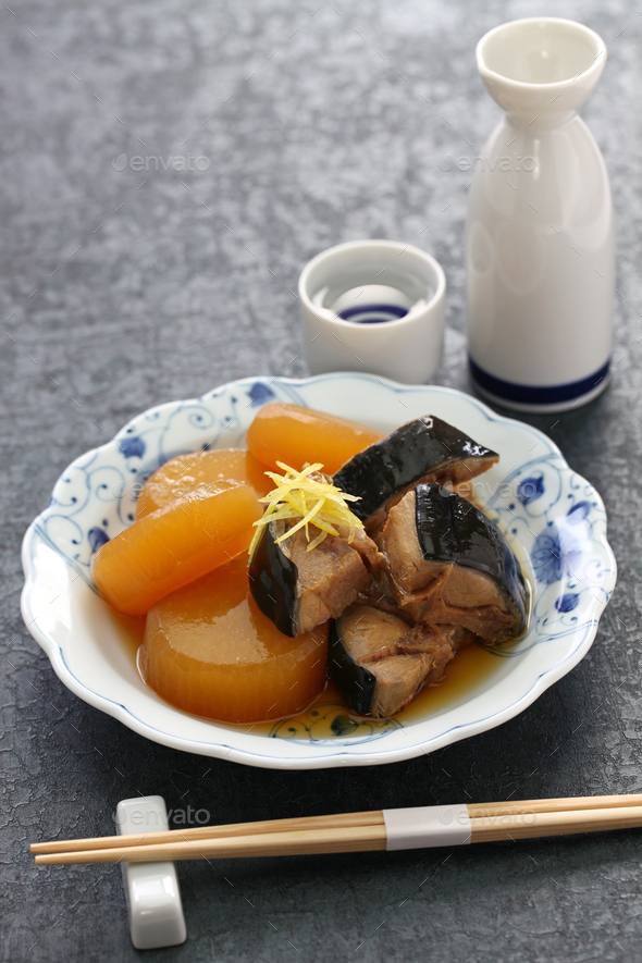 Buri Daikon, Simmered yellowtail fish with japanese radish, popular ...