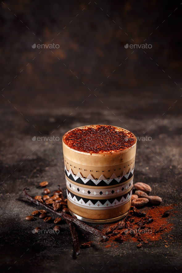 Coffee with vanilla and cocoa powder