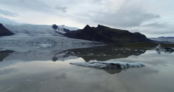 Glacier Lagoon In Iceland Jokulsarlon