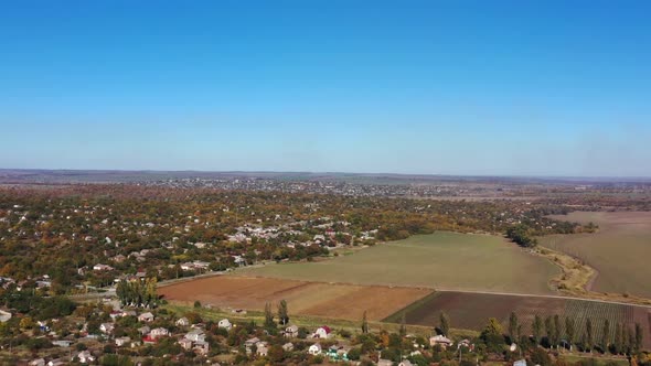 Country houses. Autumn alt