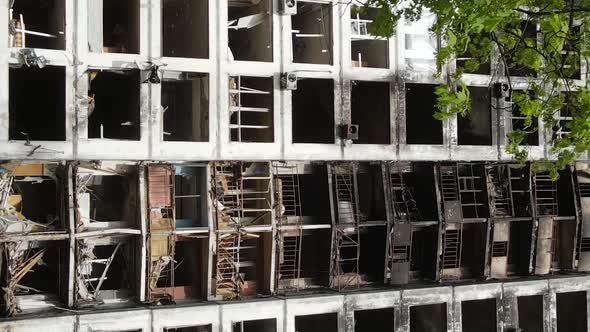 Vertical Video of a Burnt and Destroyed House in Kyiv Ukraine alt