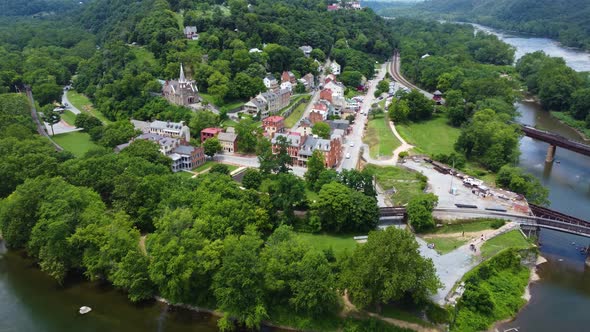 Harper's Ferry, West Virginia, site of John Brown's raid to fight slavery. Surrounded by the Shenand alt