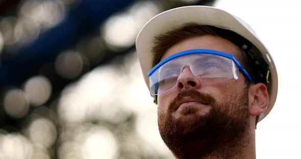 Engineer In Helmet alt