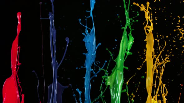 Colorful Paint Splashes in Super Slow Motion Isolated on Black Background 1000Fps alt
