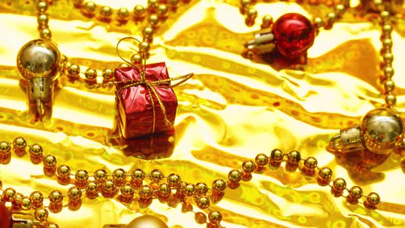 Decorative Balls and Beads for Decorating the Christmas Tree or Small Gifts alt