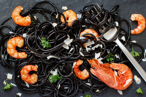 15-Minute Squid Ink Spaghetti with Shrimp - Familystyle Food