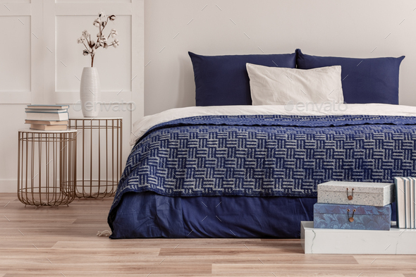 King Size Bed With Navy Blue Bedding, King Size Bed Table