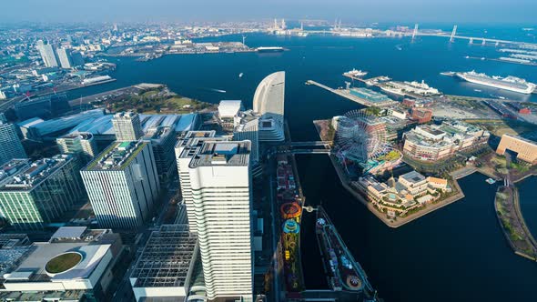 time lapse of Yokohama Cityscape at Minato Mirai waterfront district, Japan alt