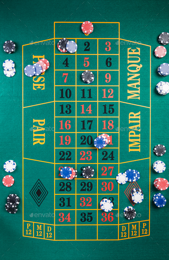 Full Size Casino Roulette Table. Green Felt with Numbers. Top Vi