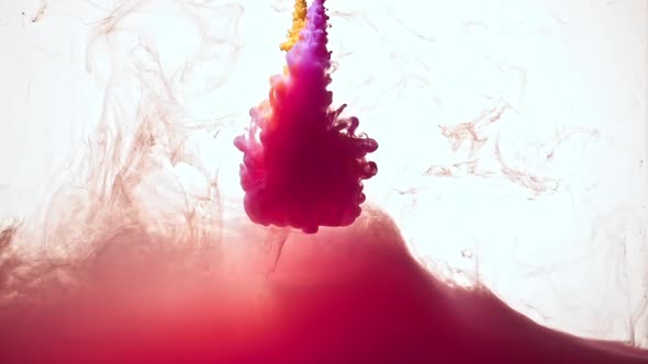 Abstract Of Bright Liquids Mixing In Water alt