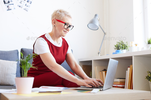 Woman organizing work - Stock Photo - Images