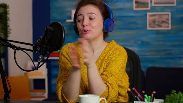 Influencer Making Online Internet Content for Web Subscribers alt