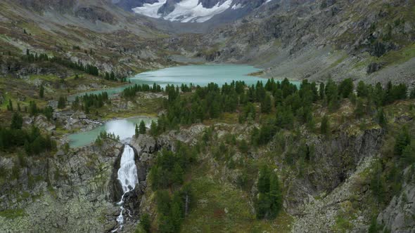 Kuiguk Valley, Lake and Waterfall in Altai Mountains