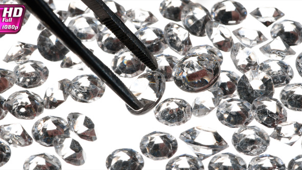 Selection Of Large Diamonds alt