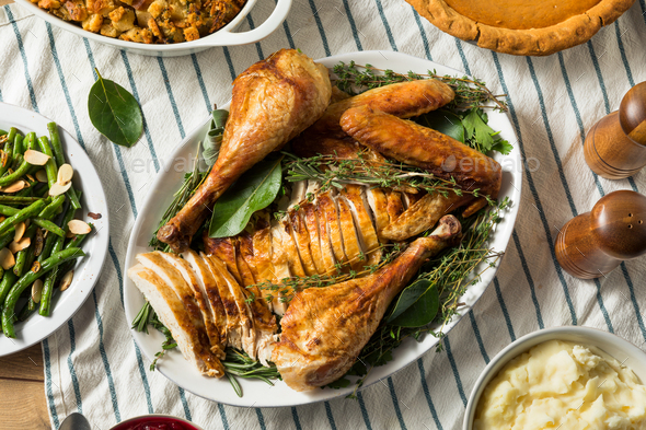 Homemade Thanksgiving Cut Up Turkey Platter Stock Photo By Bhofack2