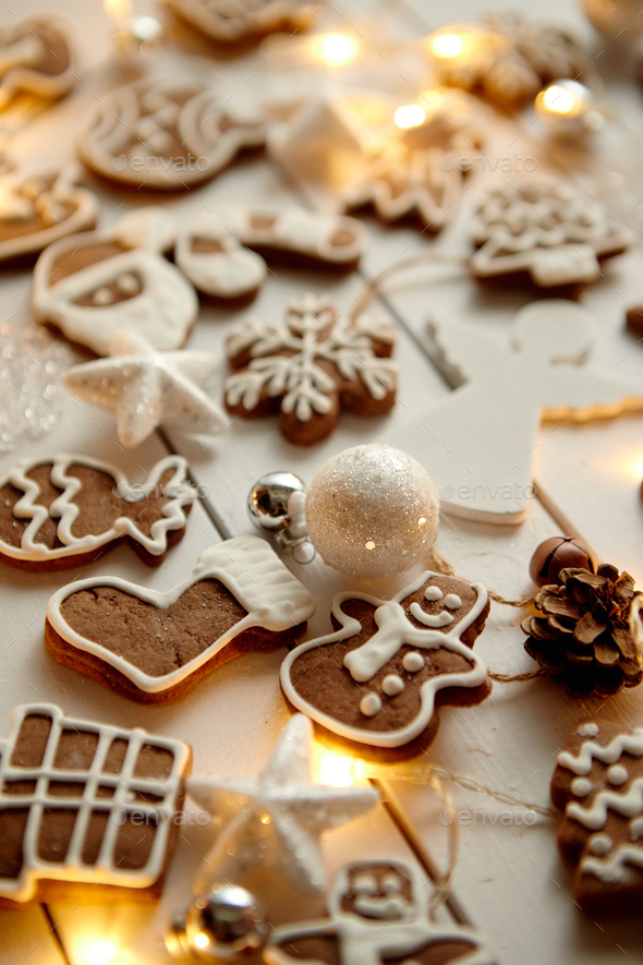Christmas sweets composition. Gingerbread cookies with xmas decorations - Stock Photo - Images