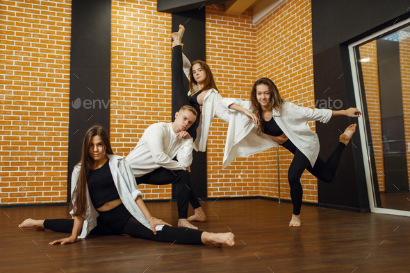 Group Happy Young People Posing Studio Stock Photo 211558444 | Shutterstock