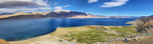 Tso Moriri lake in Rupshu valley, Ladakh, India - Stock Photo - Images