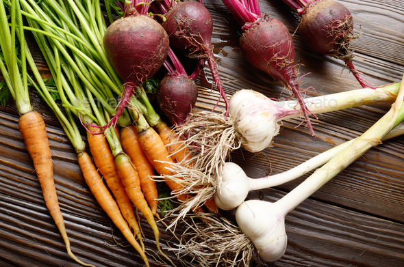 Vegetarian background of fresh organic beetroots - Stock Photo - Images