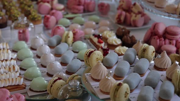 Sweet Festive Candy Bar alt