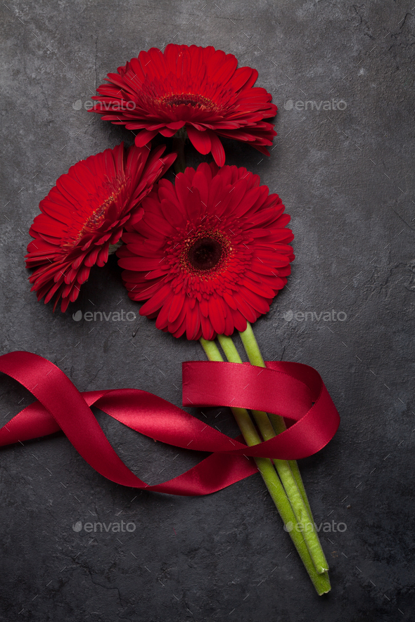 Valentines day card with gerbera flower bouquet - Stock Photo - Images