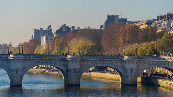 Parisian Architecture With Historic Bridge and Buildings Peoples on the Seine Docks alt