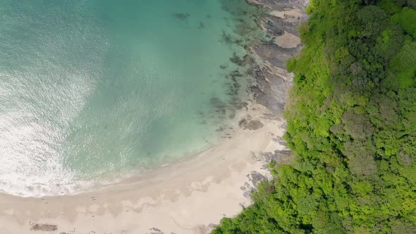 Drone footage of beautiful paradise beach. Movement from right to left. Nui Bay, Koh Lanta, Thailand alt