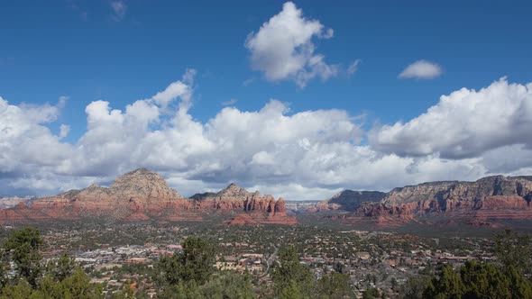 Sedona Arizona with Red Rock Backdrop Timelapse Pan Right