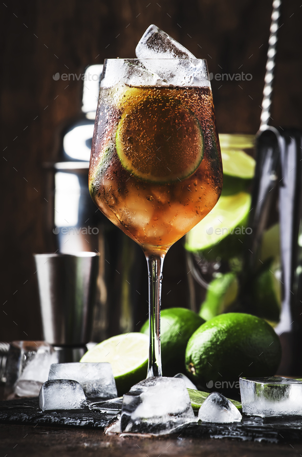 Alcoholic cocktail Long Island with vodka, gin, tequila silver, white