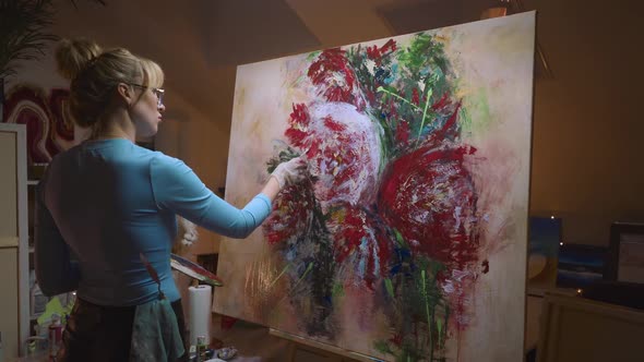Talented Female Artist Working on a Modern Abstract Oil Painting Uses Splattering and Dripping with alt