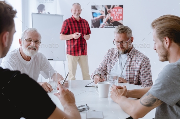 Therapy learn how to connect with men in group settings around issues such as relationships