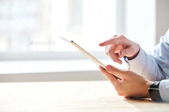 Using tablet for business correspondence