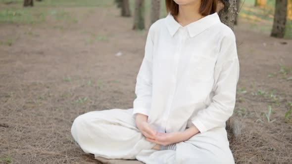 Girl practicing meditation with a comfortable mood