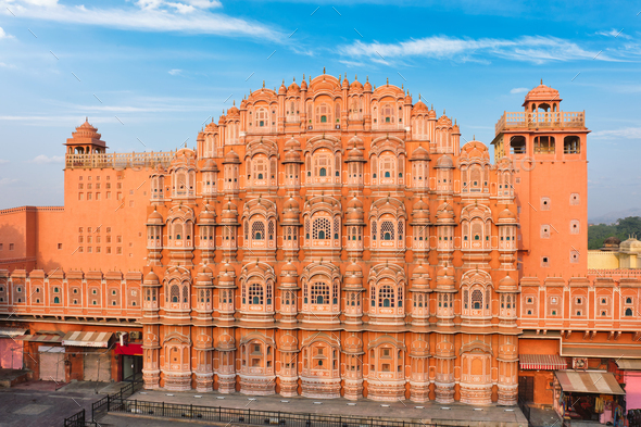 Hawa Mahal Palace of Windsin the morning. Jaipur, Rajasthan, India ...