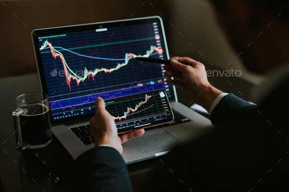 investment stockbroker profit analysis - Stock Photo - Images