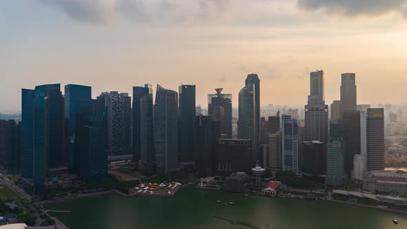 Time lapse of tram or bus view. Crowd of people on street of Central district in Hong Kong. alt