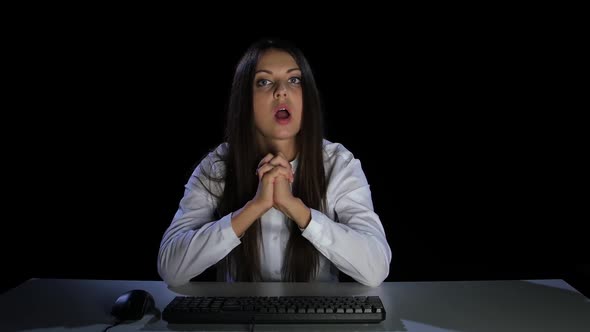 Businesswoman with Excitement Waits for a Response From His Interlocutor alt