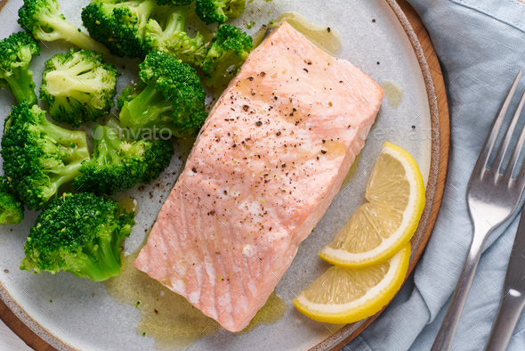 Steam salmon, broccoli, paleo, keto, lshf or dash diet. Mediterranean food. Clean eating, balanced