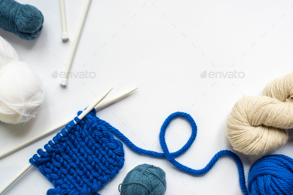 Top View Beige Yarn Knitting Needles White Background Copy Space Stock  Photo by ©VadimVasenin 371732648