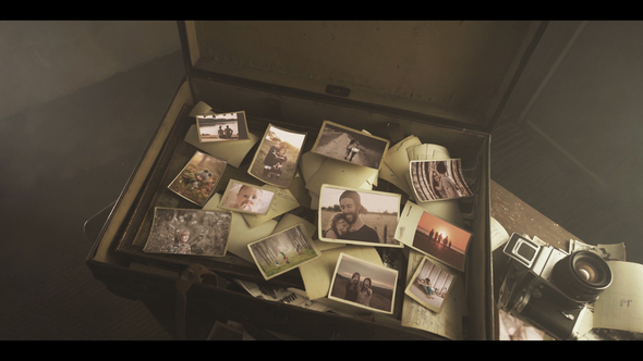 The Old Suitcase - VideoHive 26902563